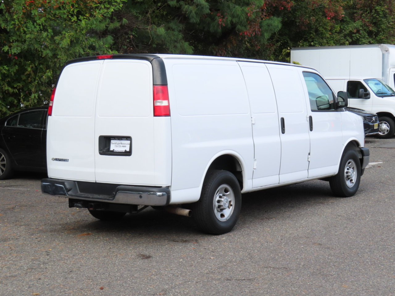 Used 2019 Chevrolet Express 2500 w/ Driver Convenience Package image 19