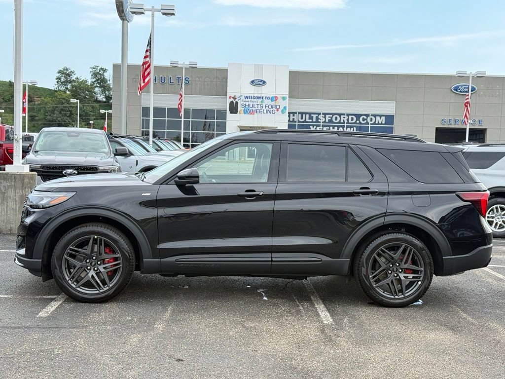 New 2027 Ford Explorer ST-Line w/ Premium Package AWD/4WD image 2