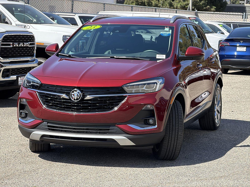Used 2023 Buick Encore GX Essence w/ Experience Buick Package FWD image 3