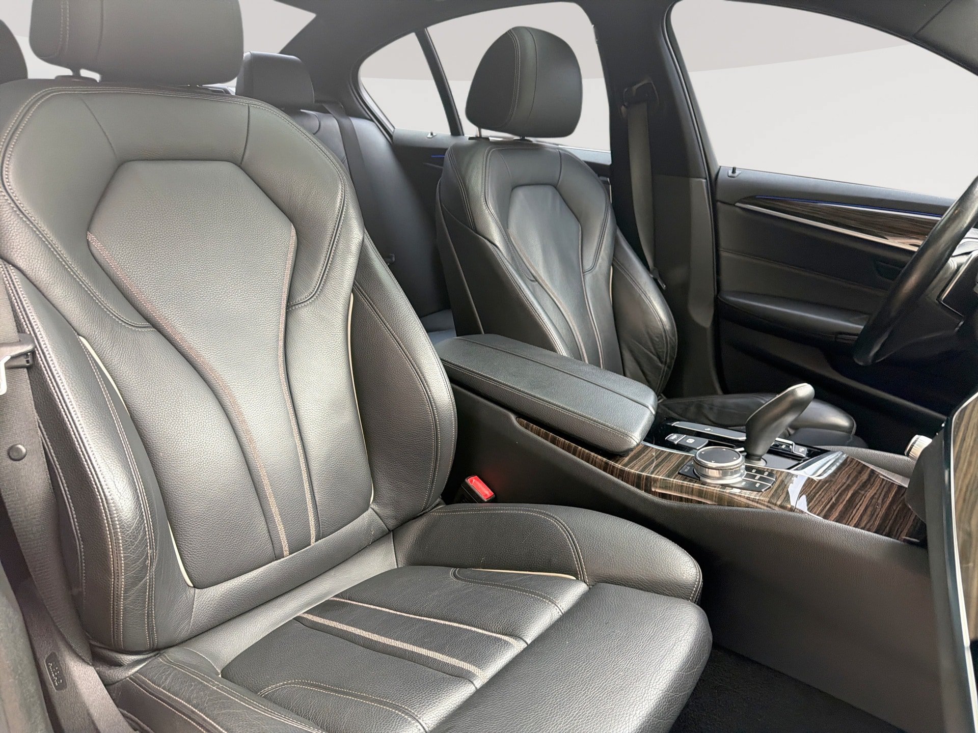 Used 2018 BMW 530i RWD image 28
