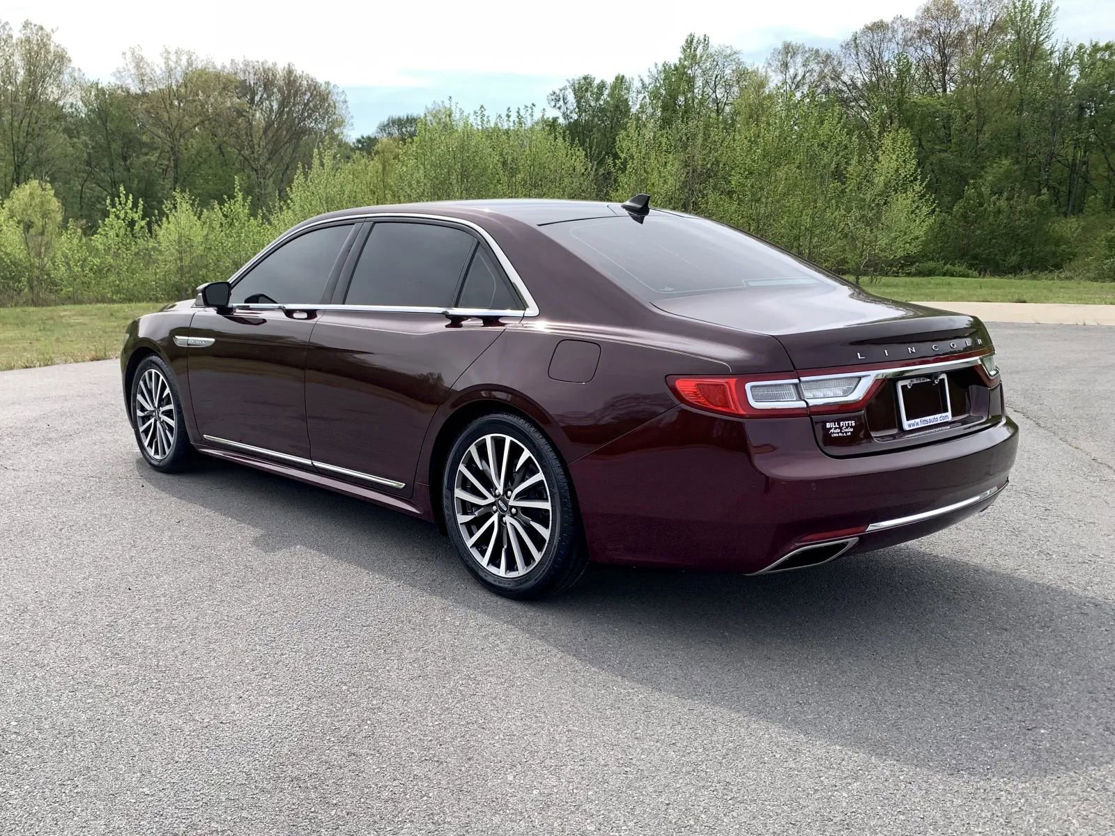 Used 2020 Lincoln Continental w/ Premium Package image 5