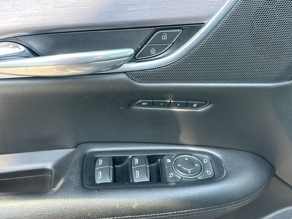 Used 2019 Cadillac XT5 Luxury AWD/4WD image 10