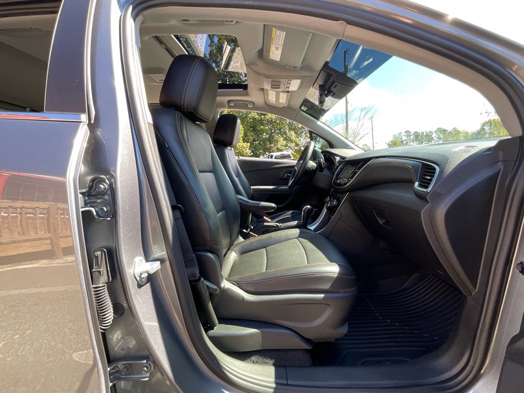 Used 2020 Chevrolet Trax Premier image 16