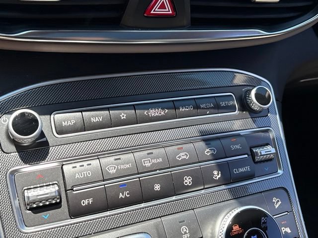 Used 2023 Hyundai Santa Fe Limited AWD/4WD image 18