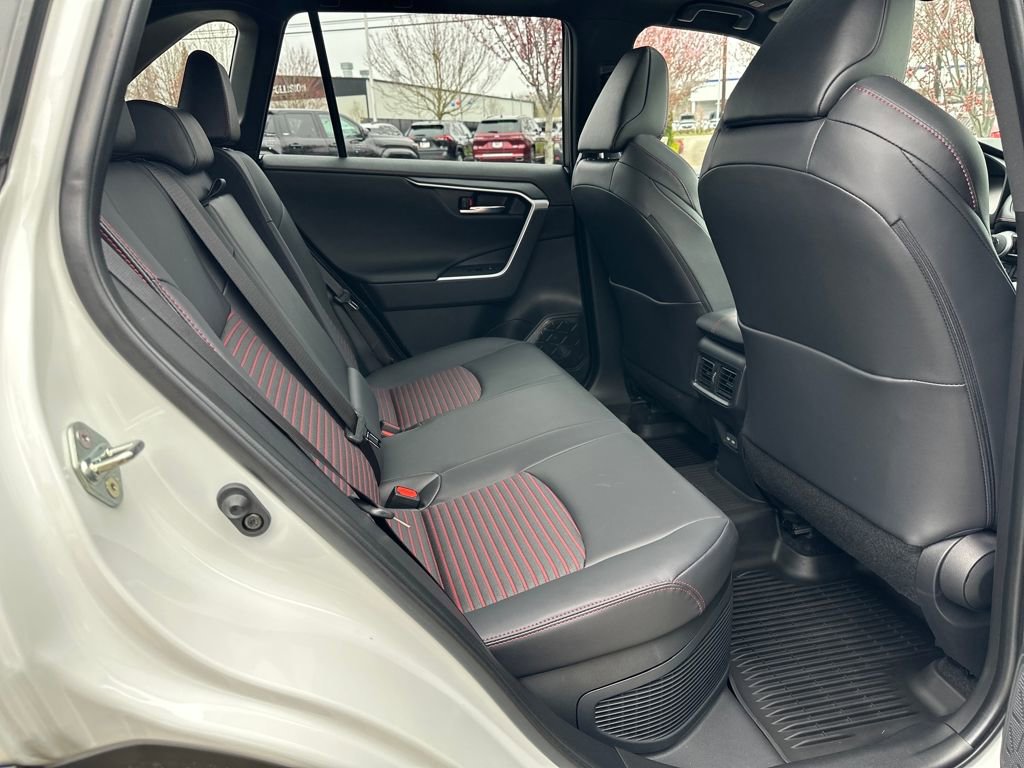 Used 2025 Toyota RAV4 XSE w/ Weather Package image 15