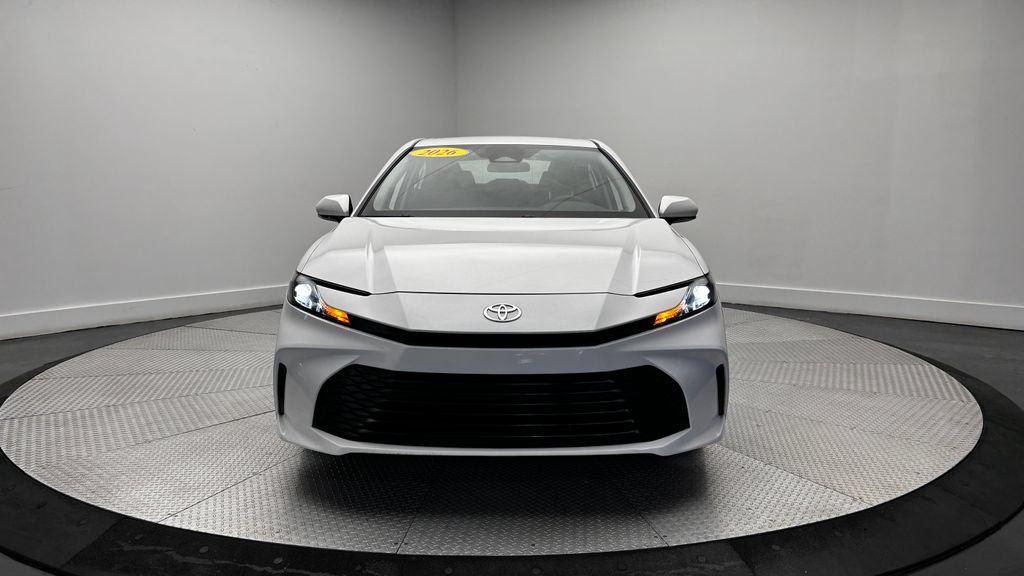 Used 2026 Toyota Camry LE FWD image 33