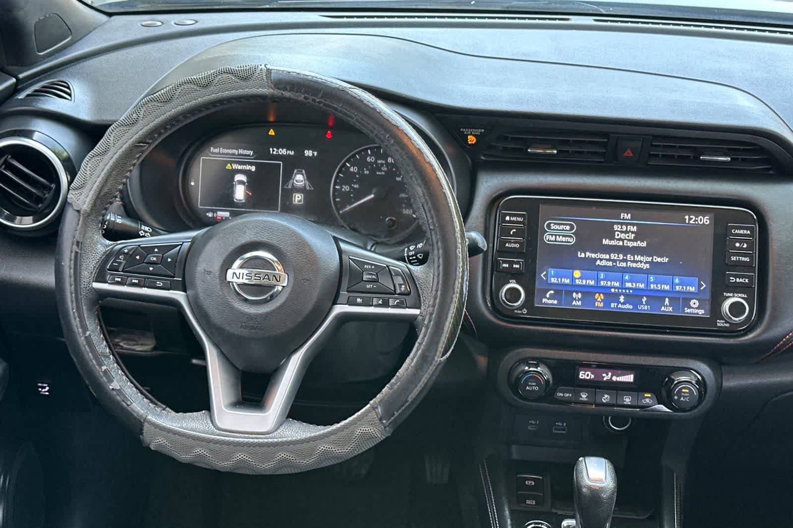 Used 2021 Nissan Kicks SR w/ Interior Electronics Package FWD image 16