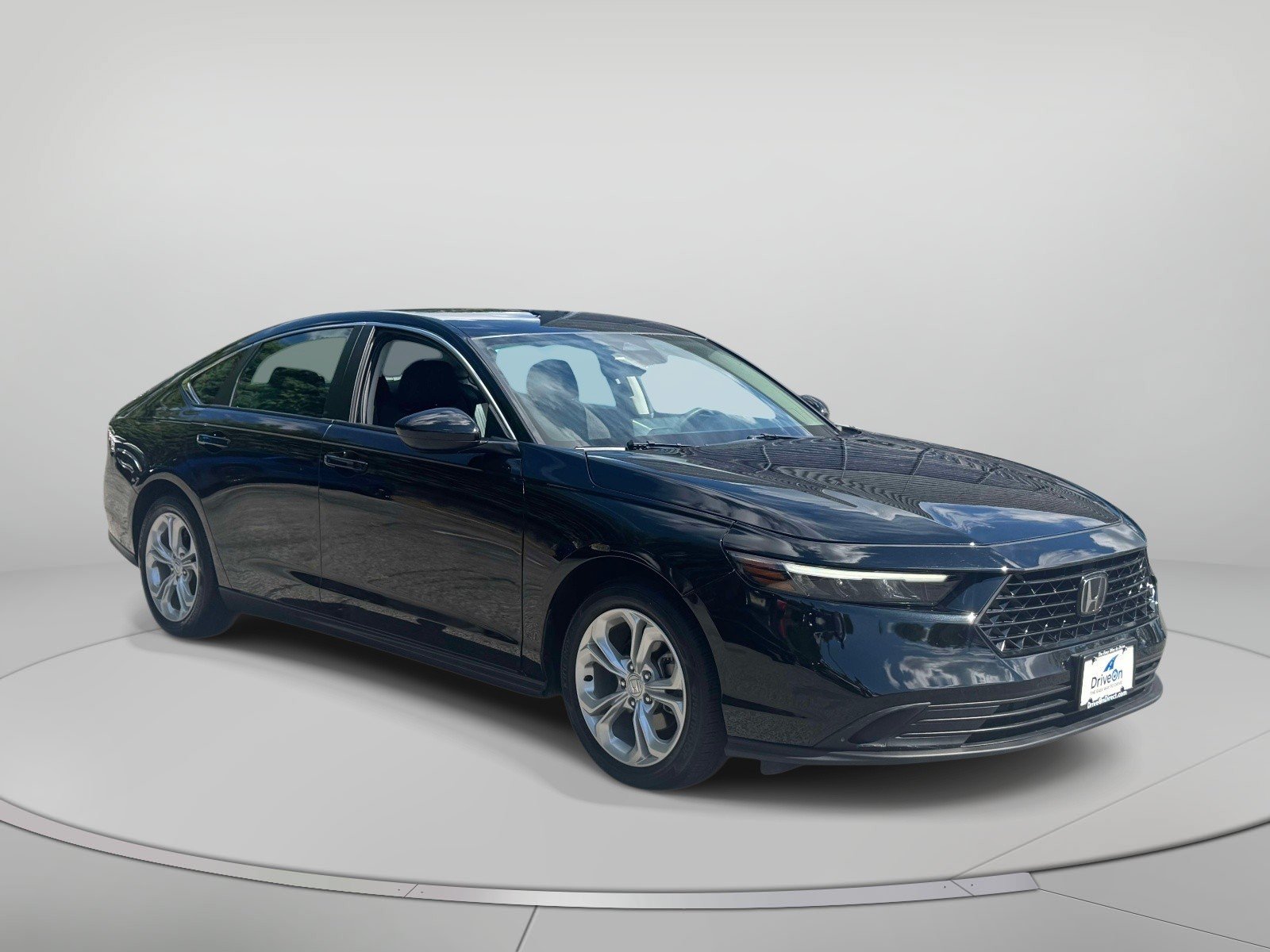 Used 2023 Honda Accord LX image 3