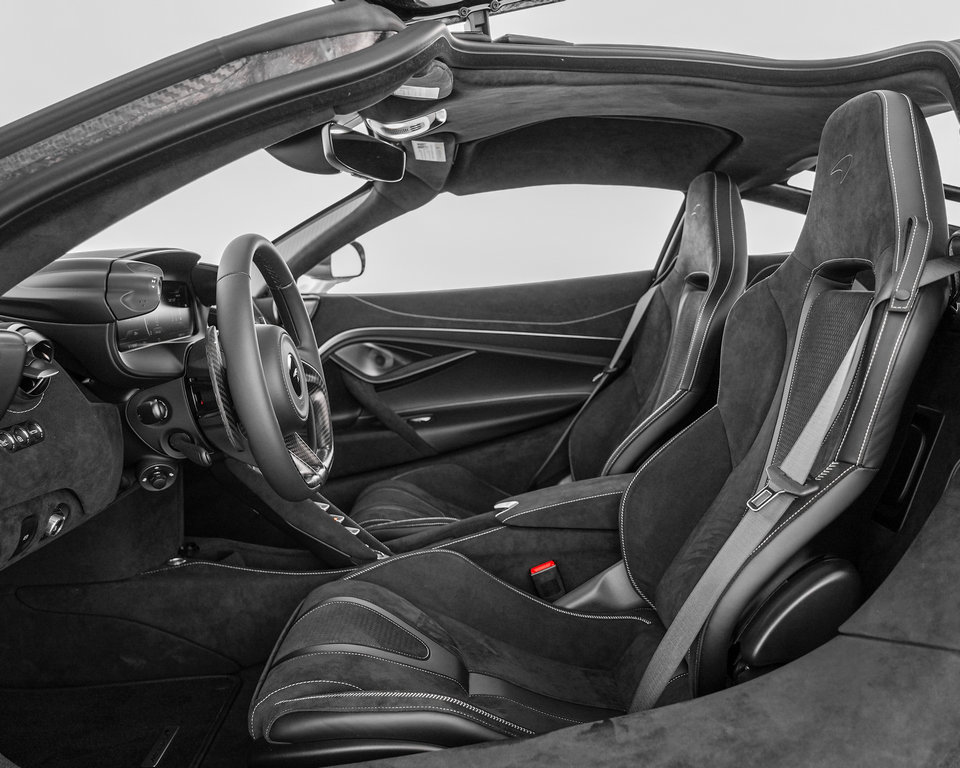 New 2027 McLaren 750S RWD image 23