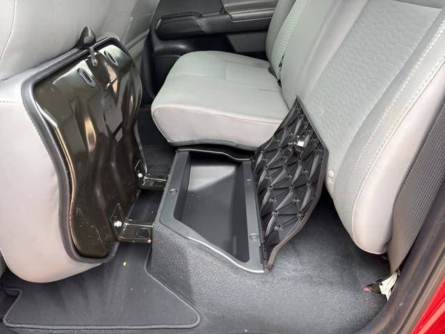 Used 2018 Toyota Tacoma SR w/ SR Convenience Package image 32