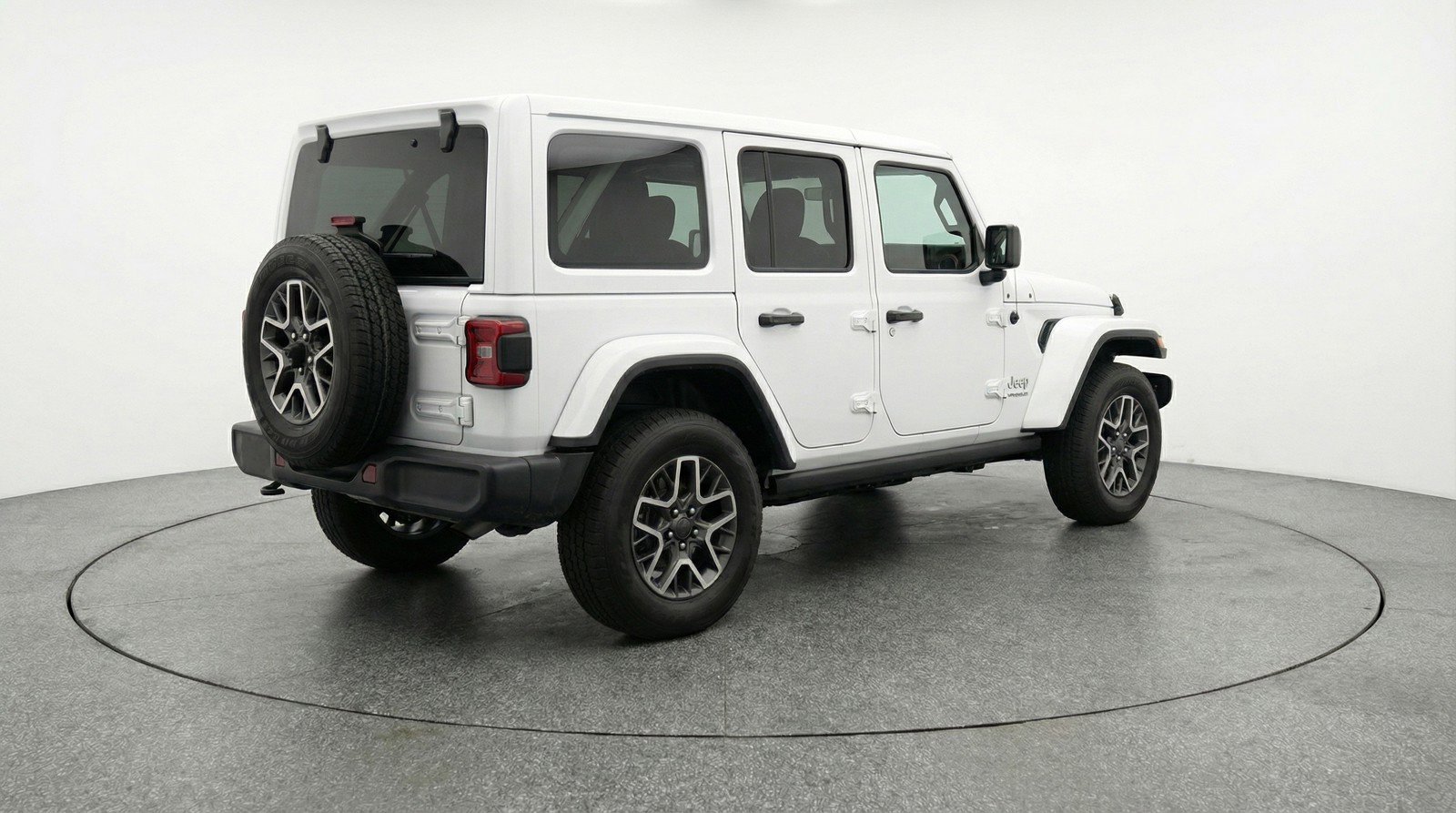 Used 2025 Jeep Wrangler Sahara AWD/4WD image 9