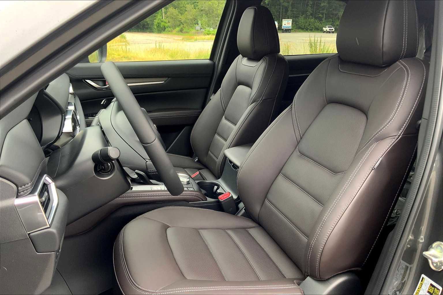 New 2025 MAZDA CX-5 Signature image 13