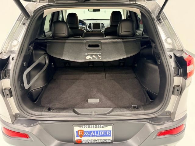 Used 2015 Jeep Cherokee Trailhawk w/ Comfort/Convenience Group image 50