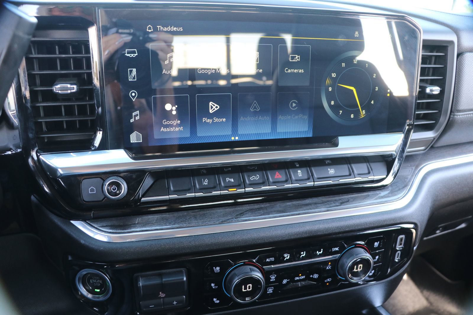 Used 2025 Chevrolet Silverado 2500 LTZ w/ LTZ Premium Package image 21