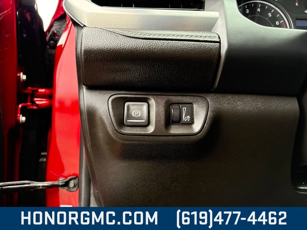 Used 2023 GMC Acadia SLT image 14