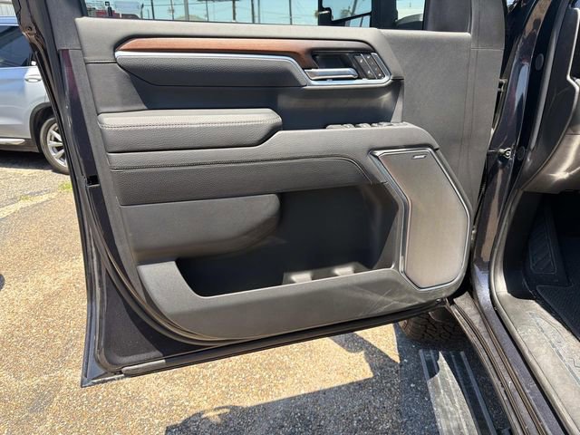 Used 2025 GMC Sierra 2500 Denali w/ Denali Reserve Package AWD/4WD image 25