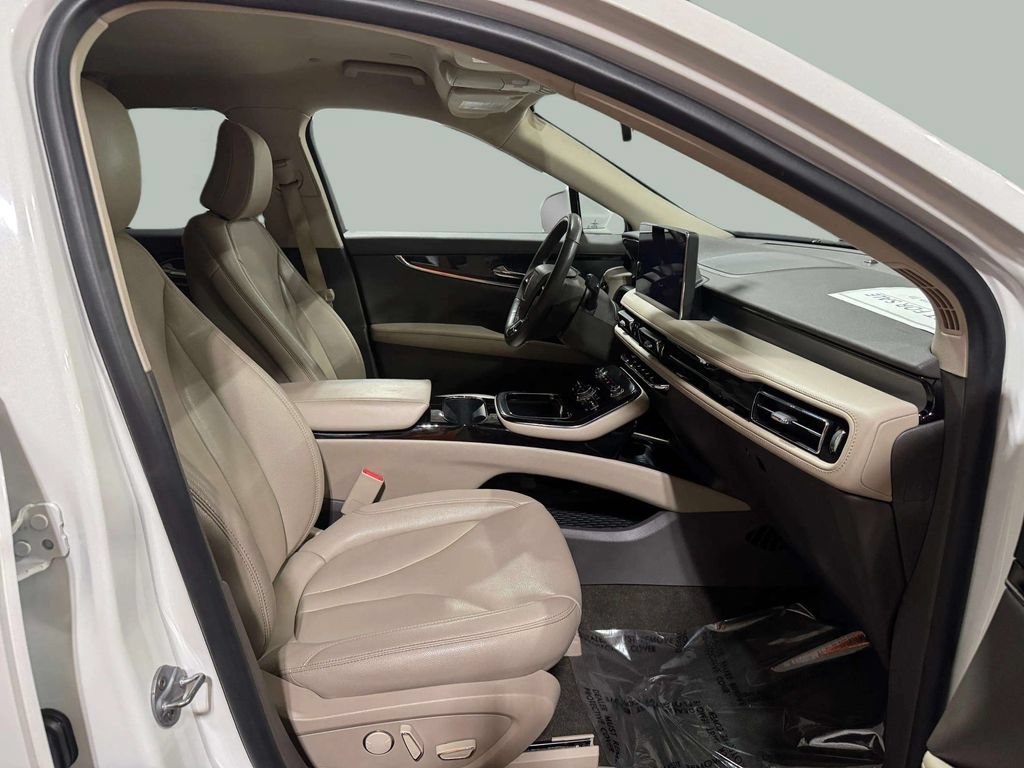 Certified 2022 Lincoln Nautilus FWD image 23