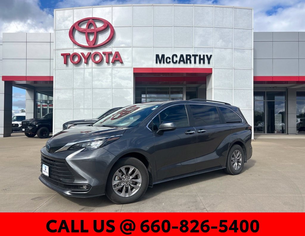 Certified 2025 Toyota Sienna XLE w/ XLE Plus Package FWD image 1