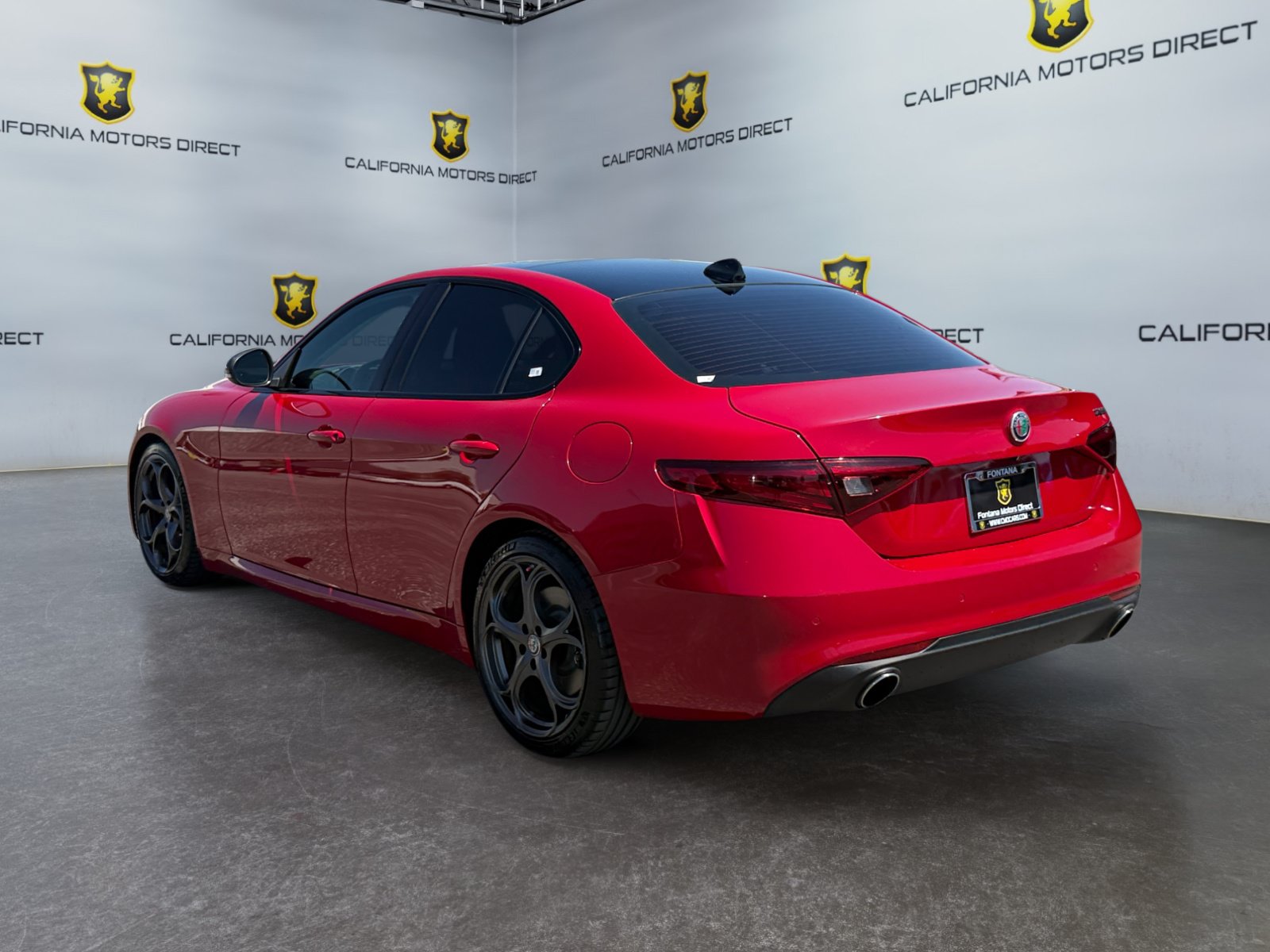 Used 2018 Alfa Romeo Giulia Ti w/ Nero Edizione RWD image 3