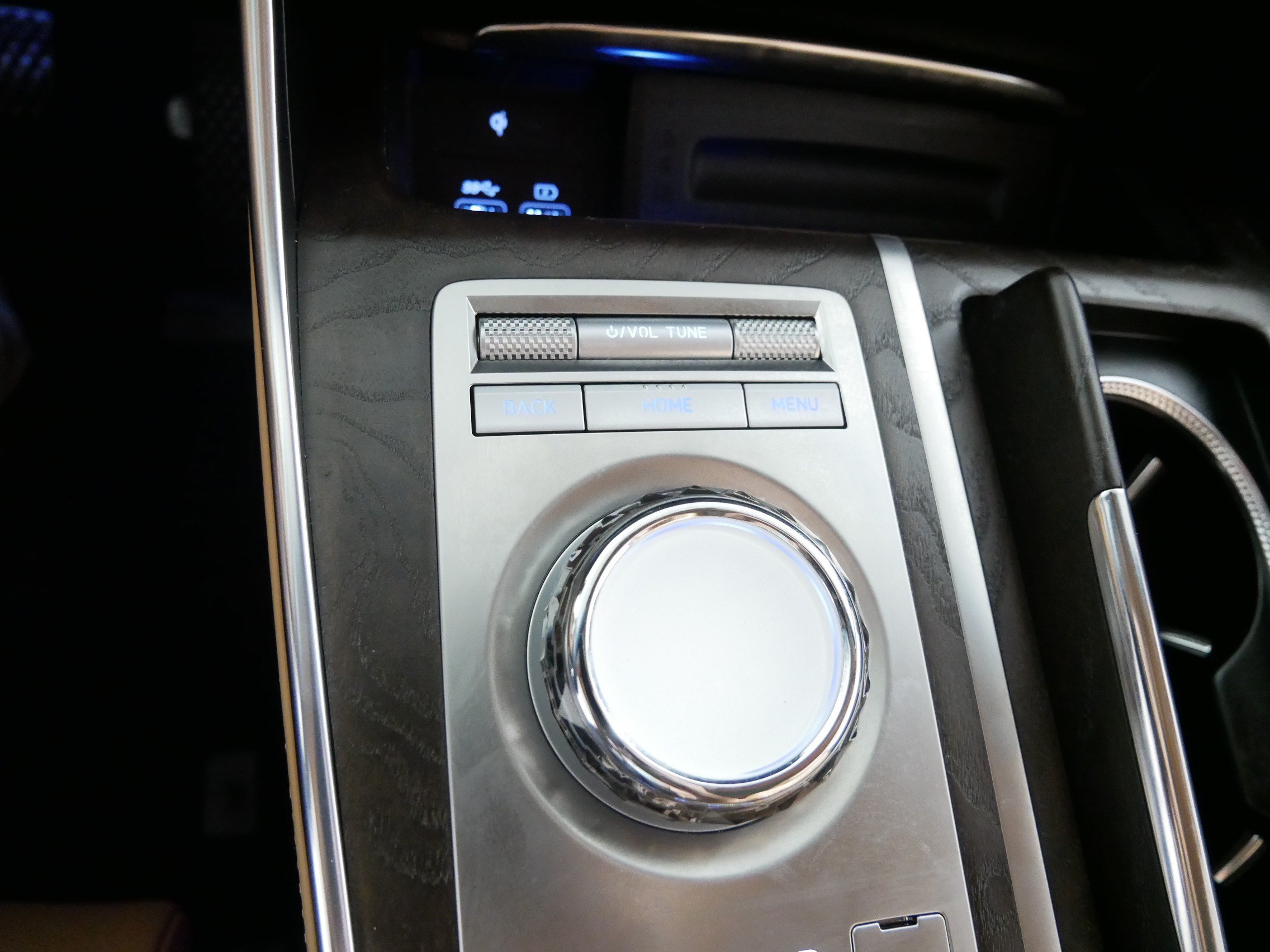 Used 2024 Genesis GV80 3.5T Prestige Signature AWD/4WD image 32