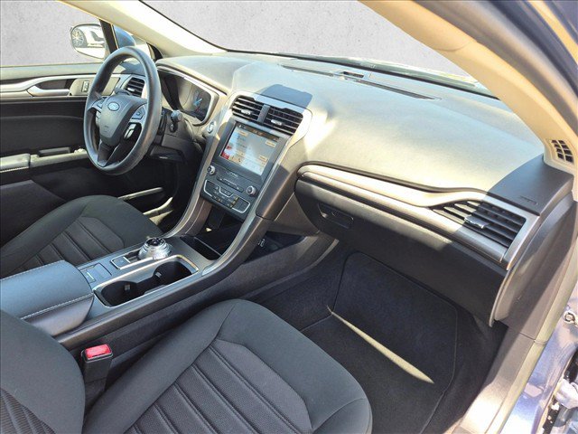 Used 2019 Ford Fusion SE FWD image 22