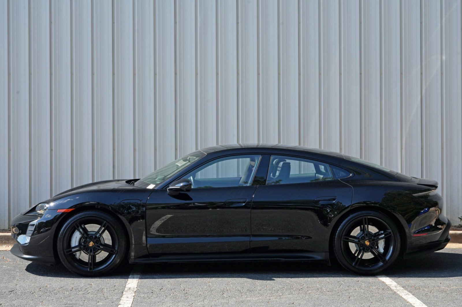 Used 2024 Porsche Taycan GTS w/ Premium Package (P6U) AWD/4WD image 55
