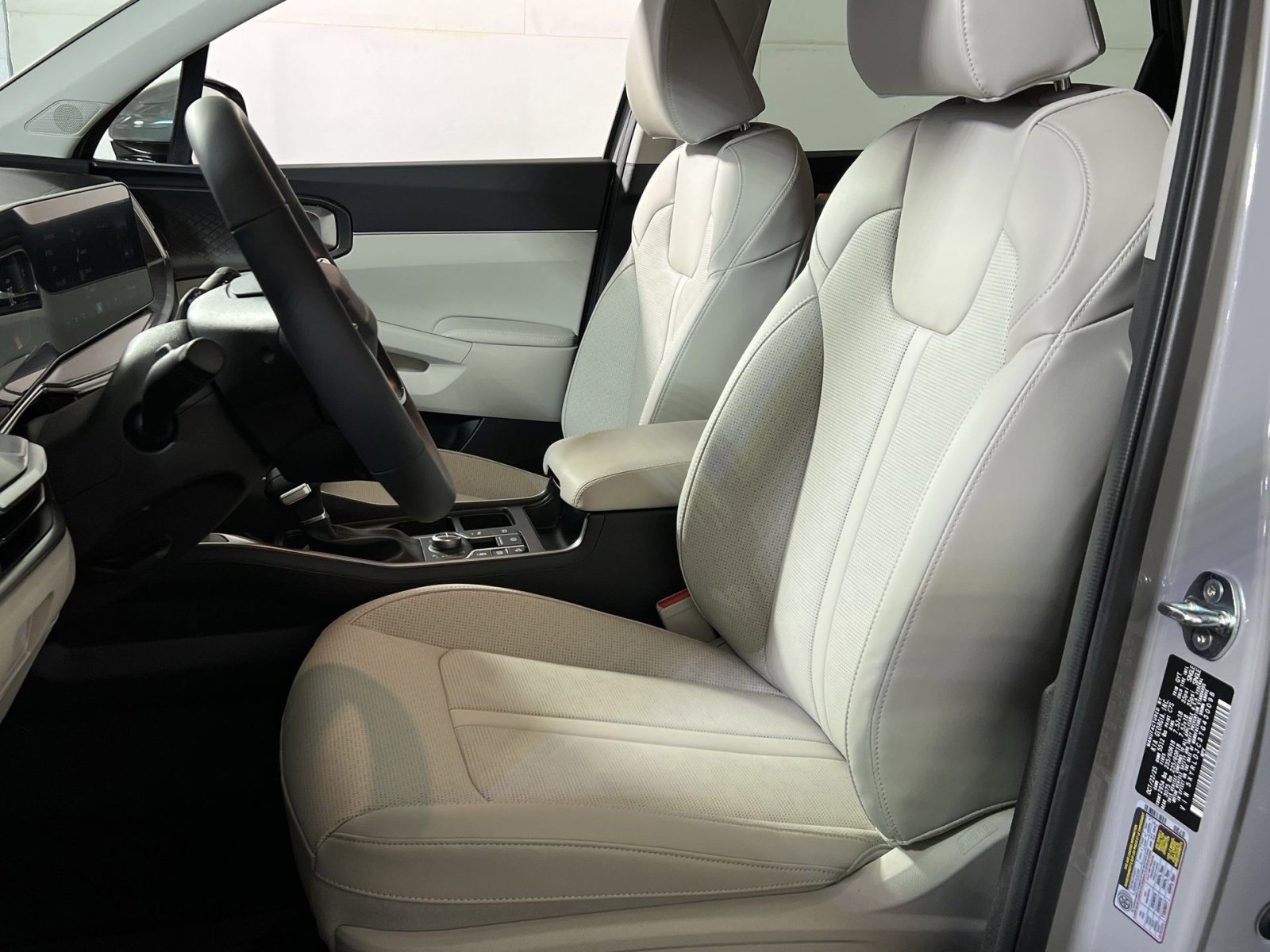 New 2026 Kia Sorento S image 11