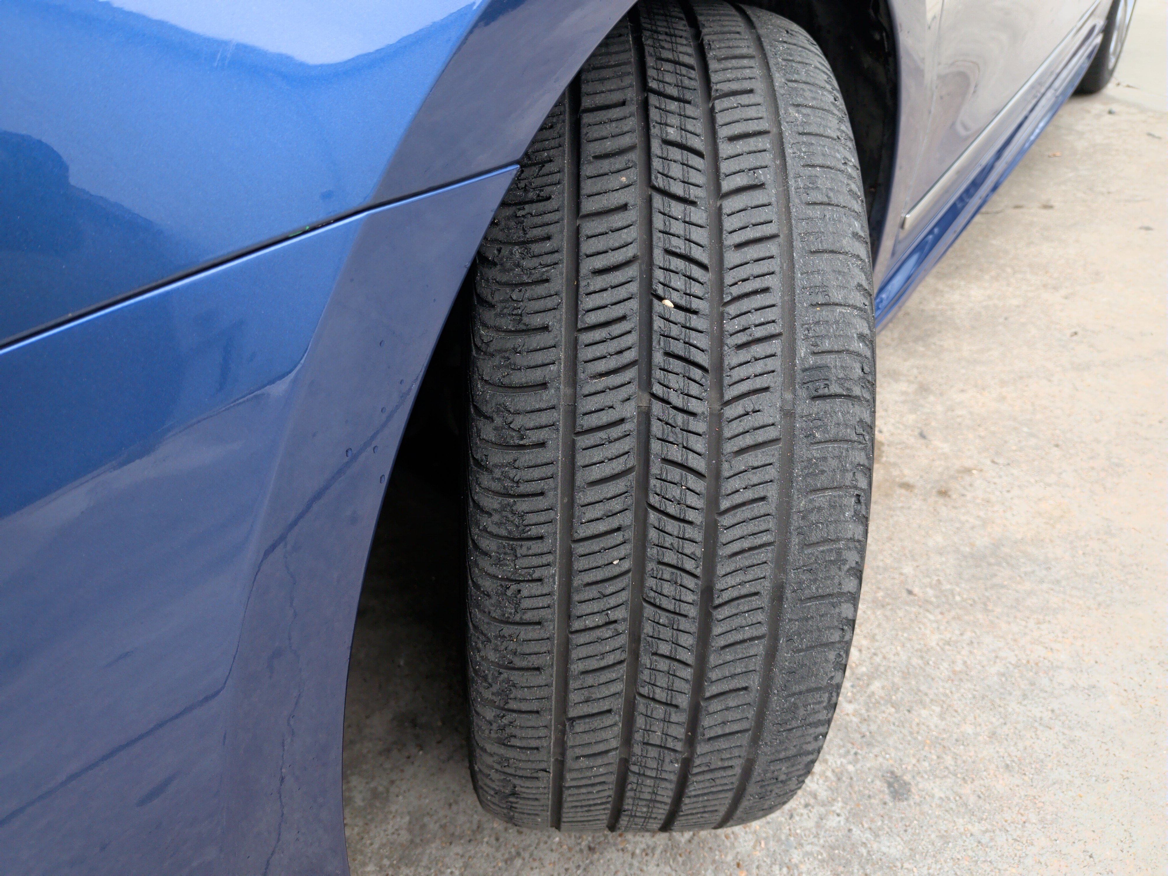 Used 2017 Volkswagen Passat 1.8T R-Line w/ R-Line Lighting Package image 12