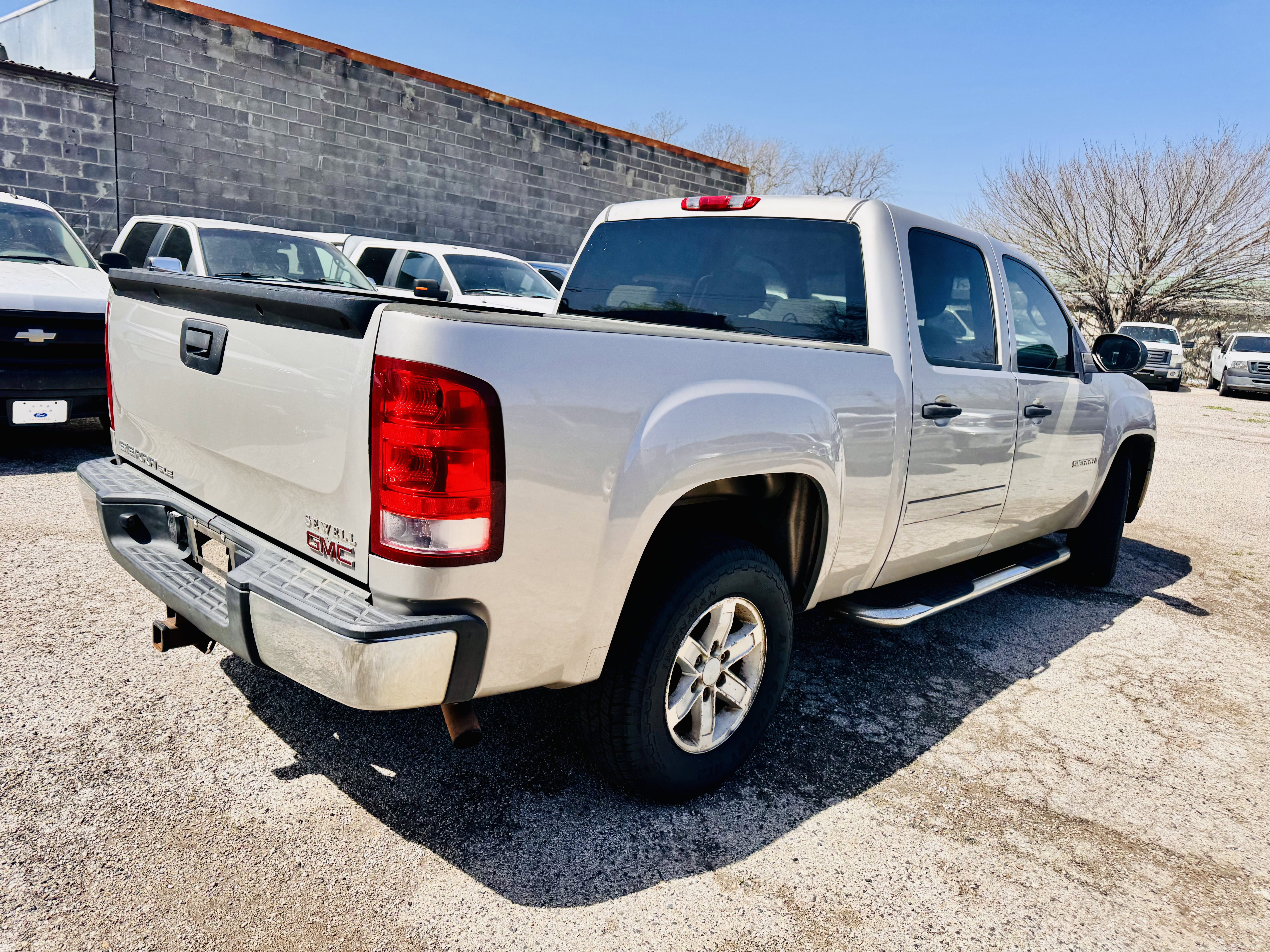 Used 2007 GMC Sierra 1500 SLE w/ SLE1 Preferred Package image 8