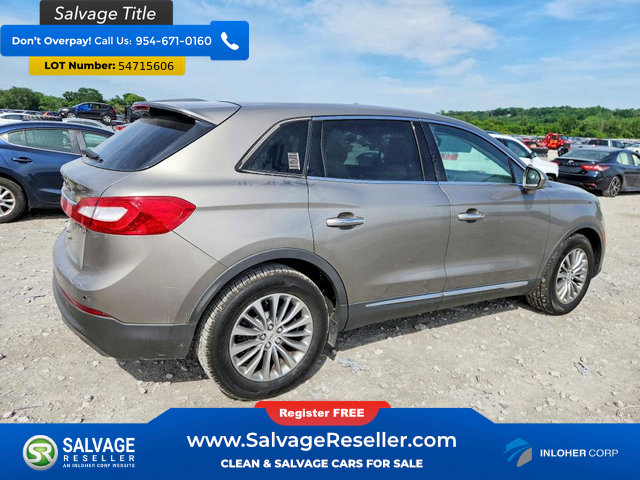 Used 2016 Lincoln MKX Select w/ Select Plus Package FWD image 4