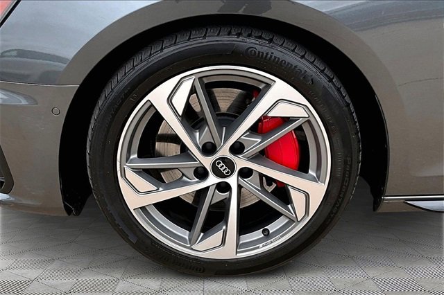 Used 2023 Audi A4 2.0T Prestige w/ Prestige Package image 8