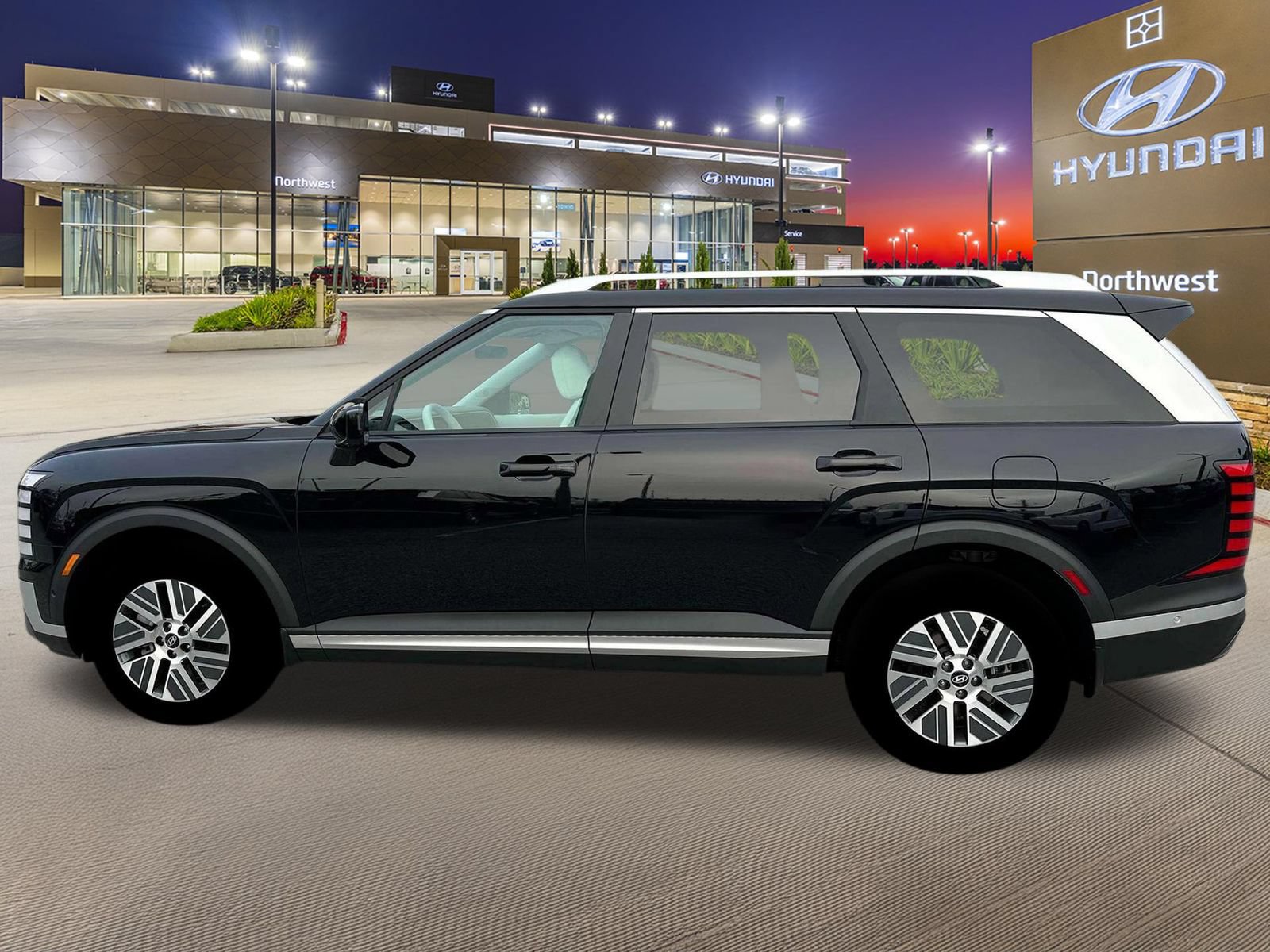 Used 2026 Hyundai Palisade SEL Premium FWD image 3