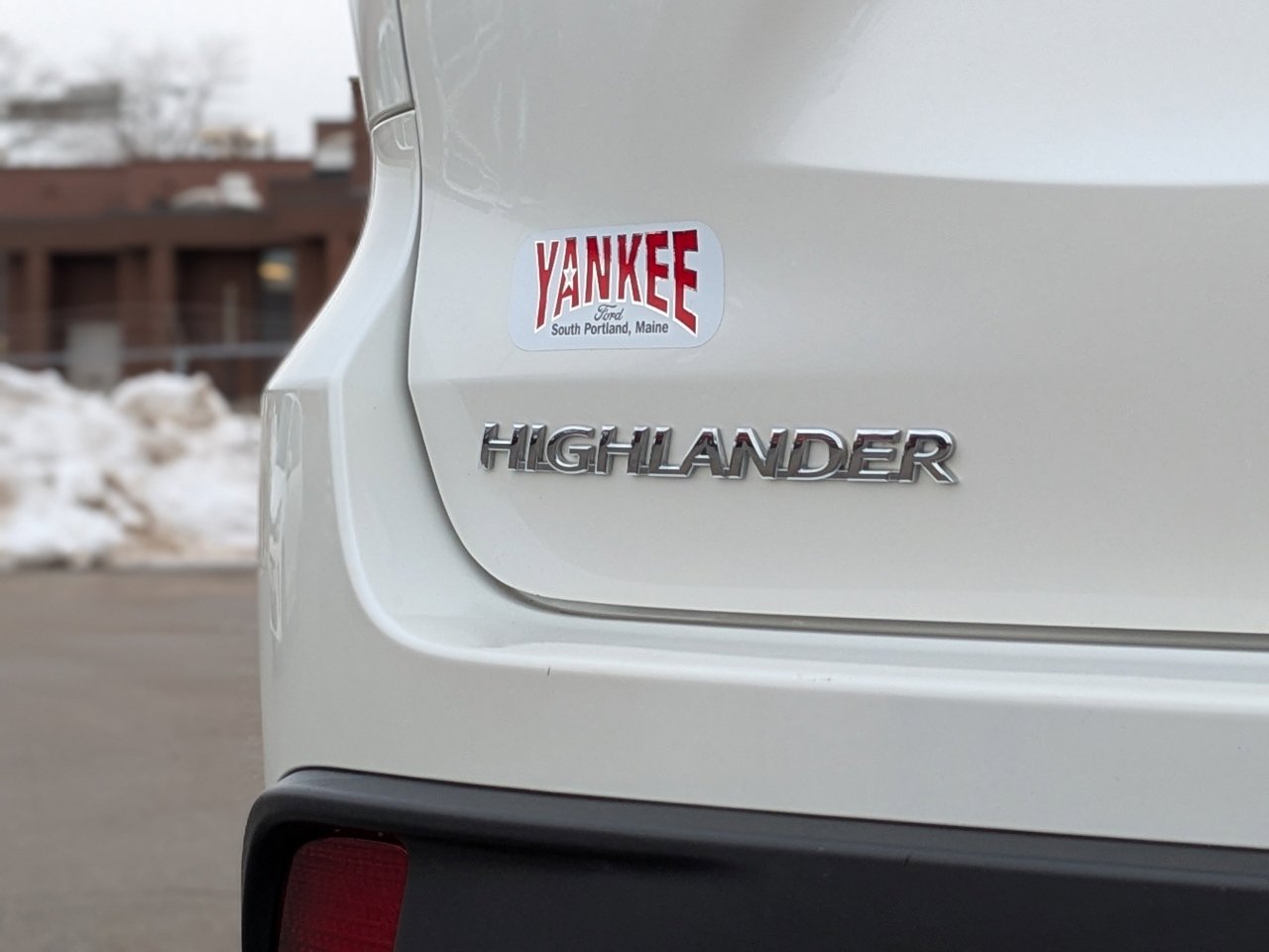 Used 2019 Toyota Highlander LE image 13