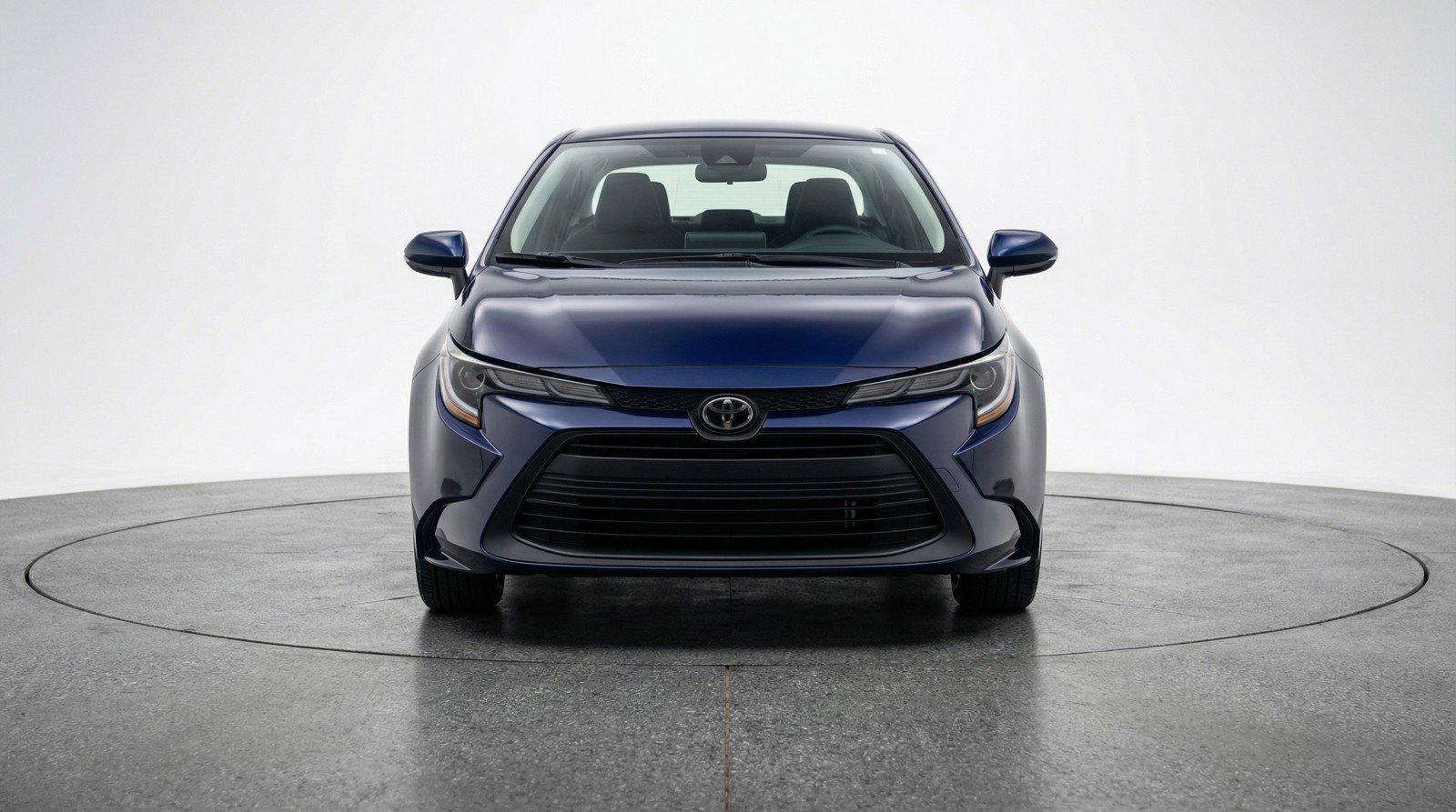 Used 2025 Toyota Corolla LE image 2