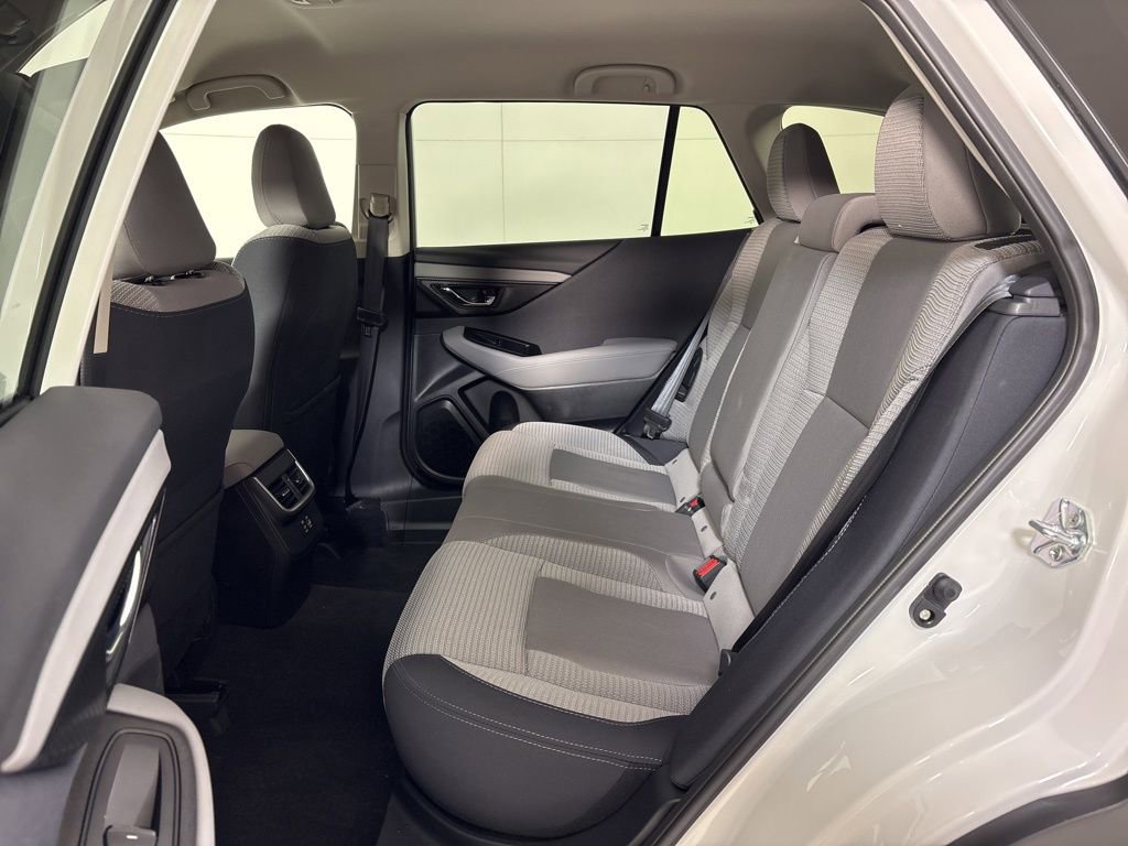 Used 2025 Subaru Outback Premium image 18