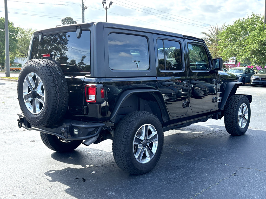 Used 2019 Jeep Wrangler Unlimited Sahara AWD/4WD image 25