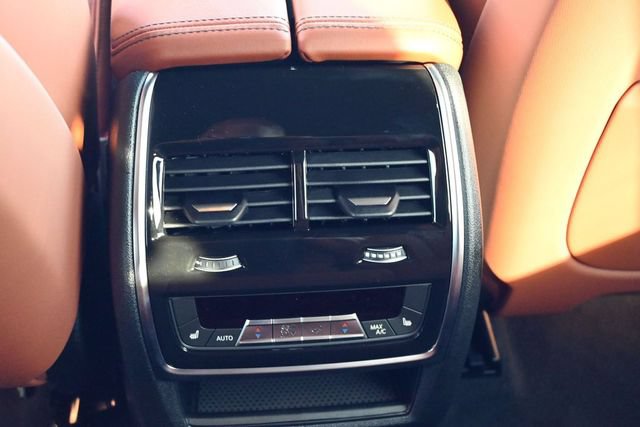 New 2027 BMW X7 M60i AWD/4WD image 25