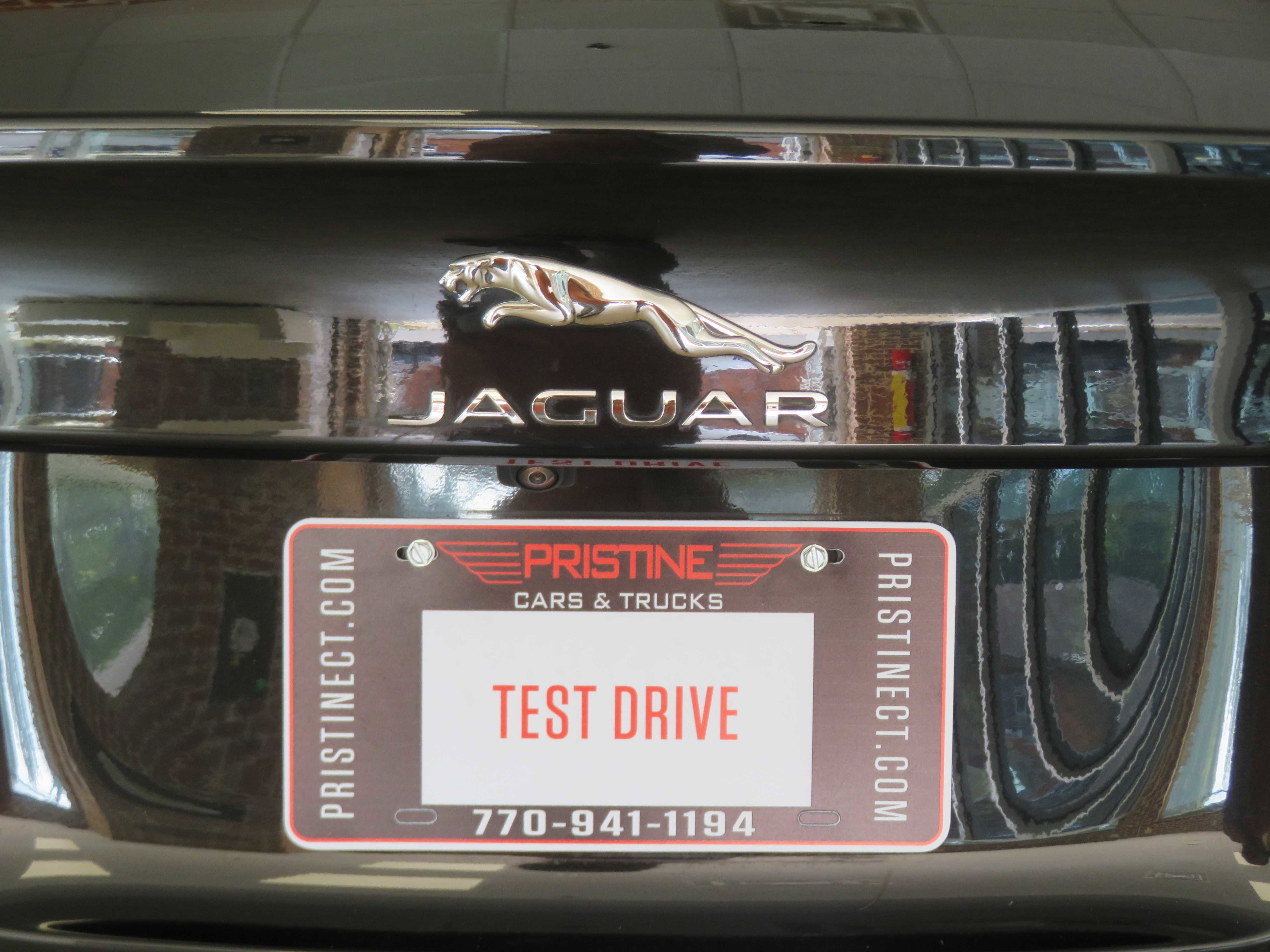 Used 2020 Jaguar XE S image 60