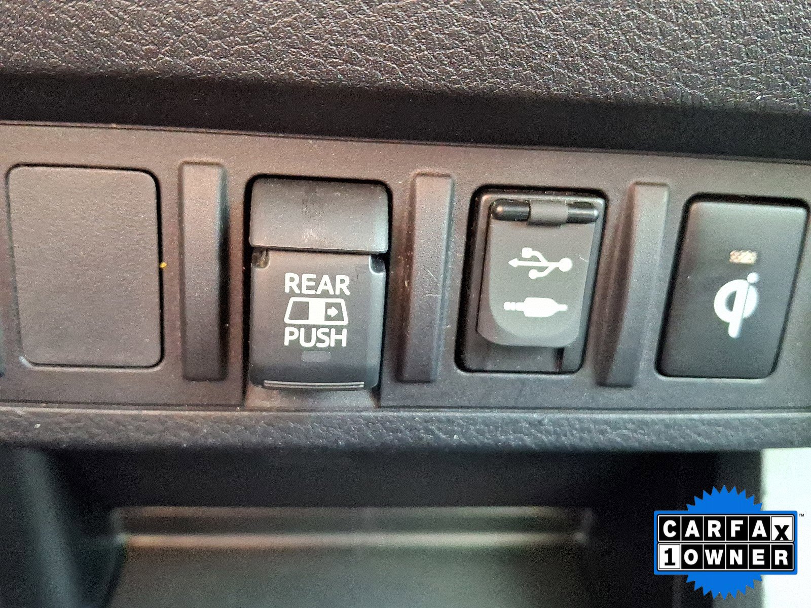 Used 2019 Toyota Tacoma TRD Sport image 36