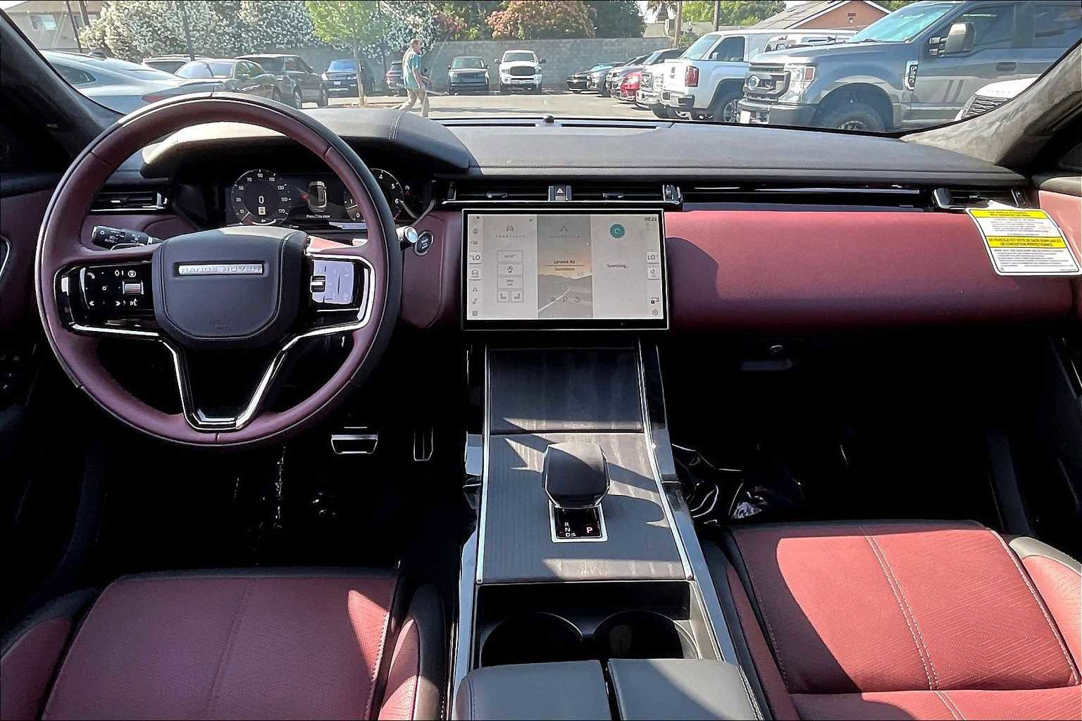 New 2026 Land Rover Range Rover Velar Autobiography image 7