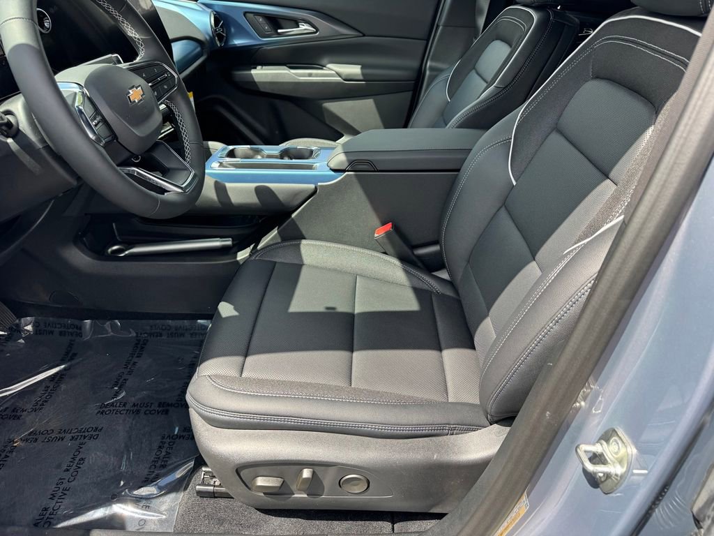 New 2026 Chevrolet Equinox EV LT w/ Convenience Package II FWD image 14