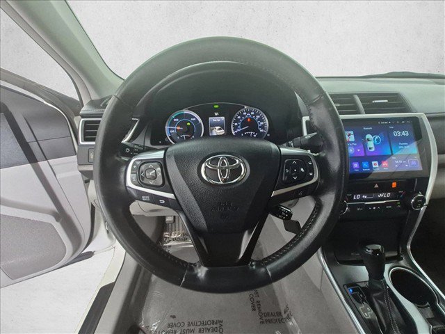 Used 2015 Toyota Camry XLE w/ Moonroof Package FWD image 30