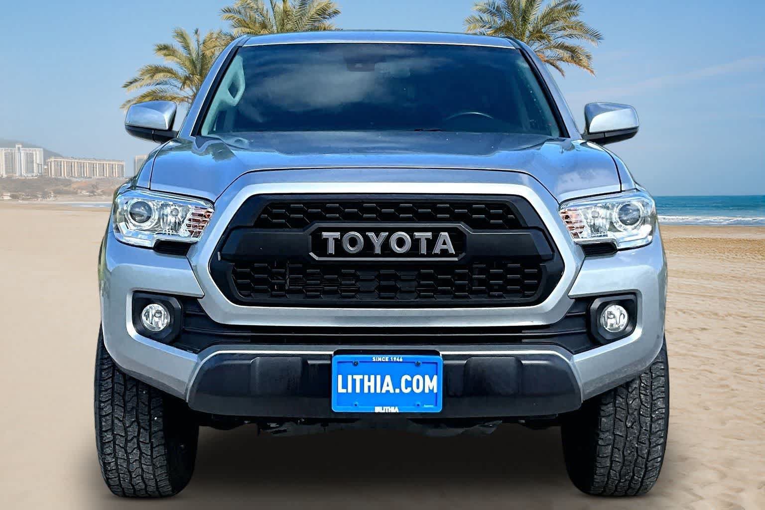 Used 2023 Toyota Tacoma SR5 RWD image 6