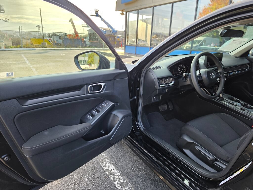 Certified 2025 Honda Civic LX image 19