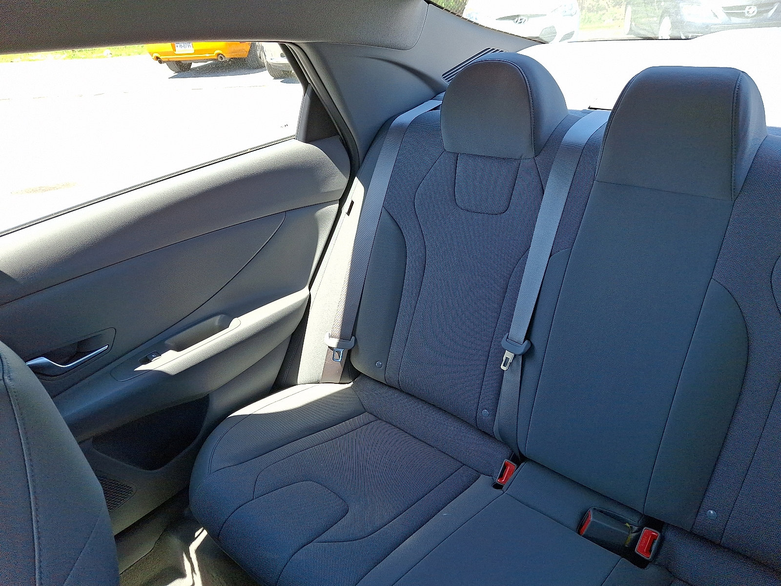 New 2025 Hyundai Elantra SE image 12