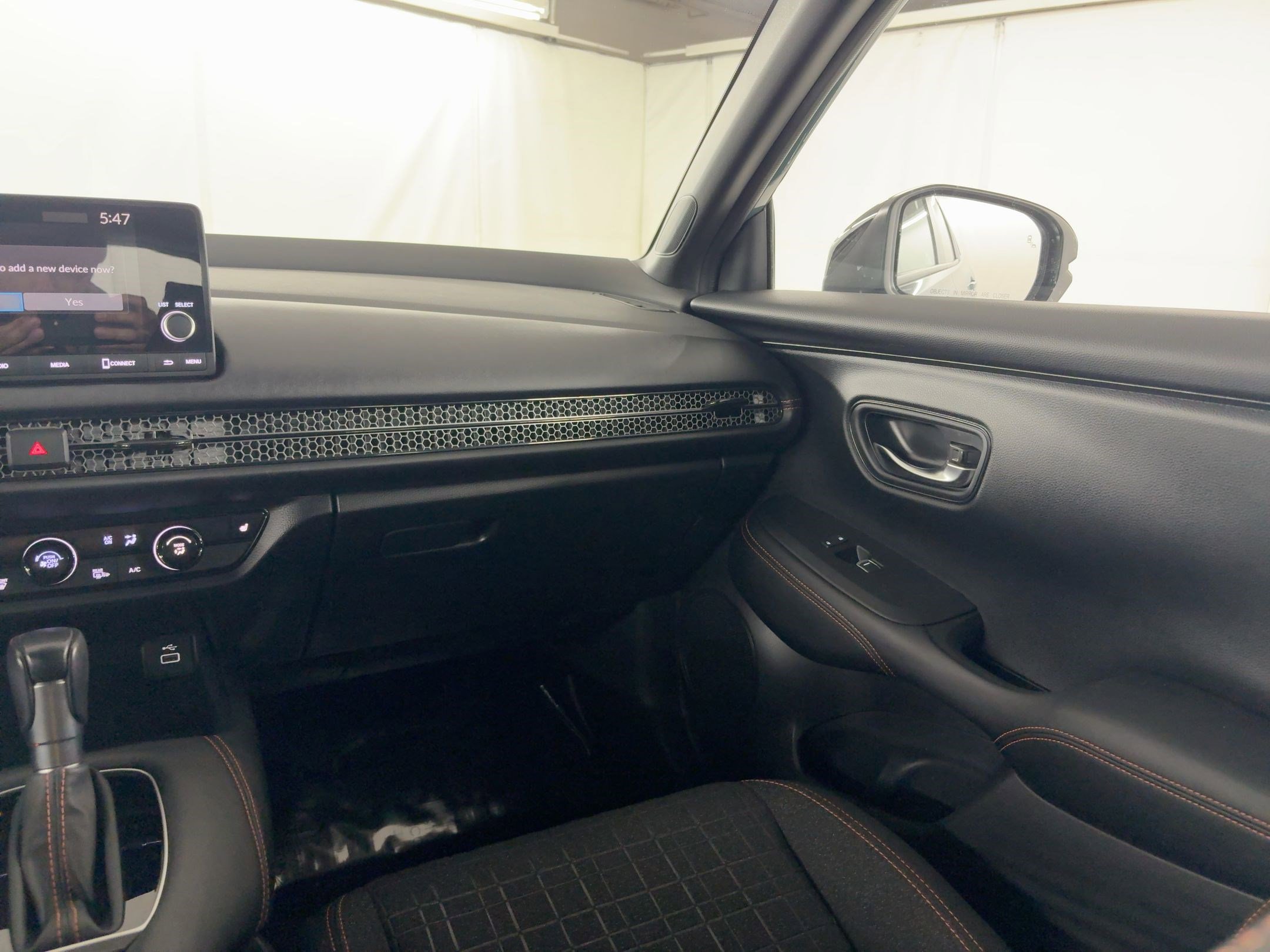 Used 2024 Honda HR-V Sport image 29