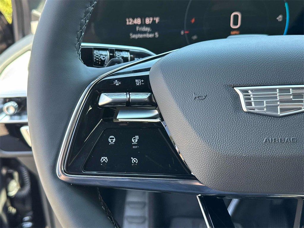 New 2026 Cadillac Lyriq Premium Luxury image 15