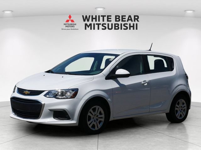 Used 2020 Chevrolet Sonic LT FWD image 2