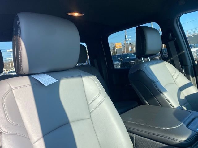 New 2026 RAM 2500 Tradesman w/ Chrome Appearance Group AWD/4WD image 29