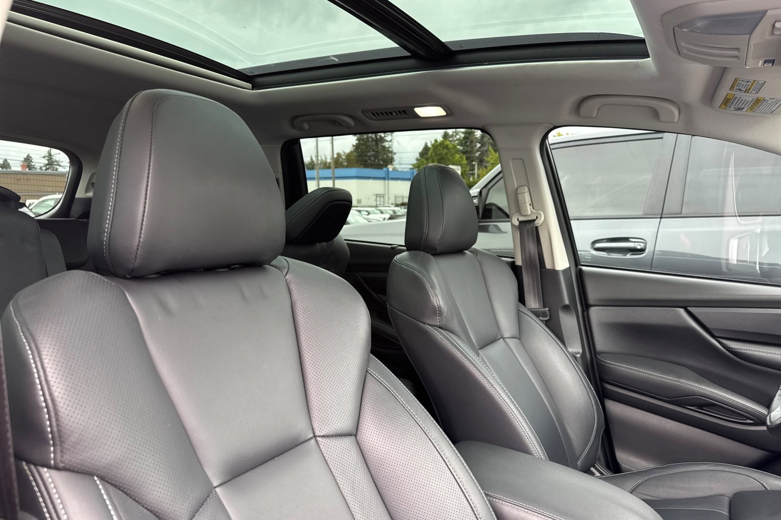 Used 2023 Subaru Ascent Limited w/ Technology Package image 18